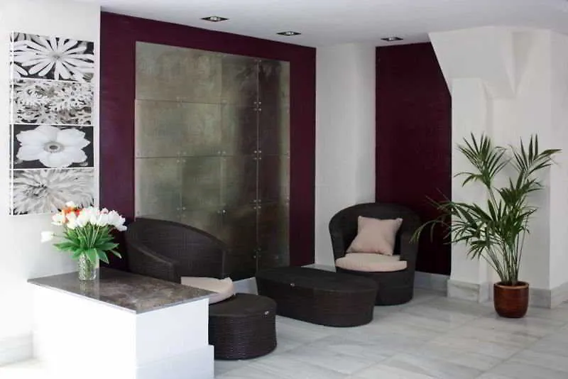 *** Apartmanhotel Sol Lunamar Palmanova Apartamentos - Adults Only Spanyolország