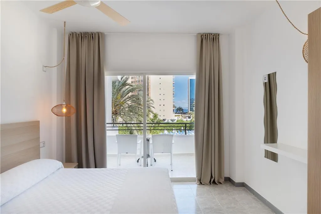 *** Apart Otel Sol Lunamar Palmanova Apartamentos - Adults Only İspanya