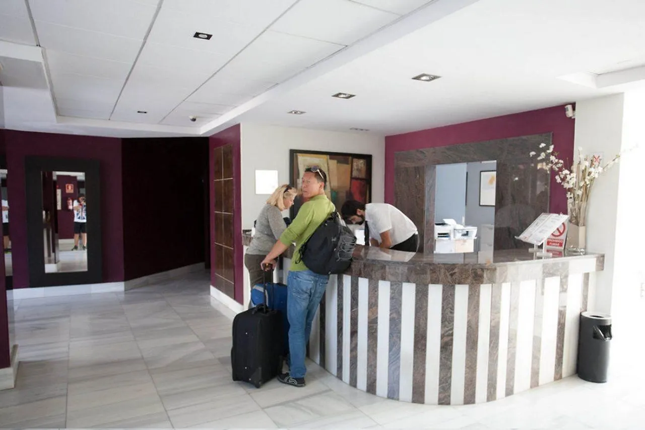 Sol Lunamar Apartamentos - Adults Only Palmanova 3*,